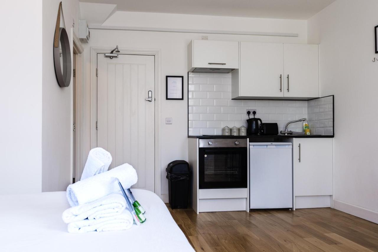 306, The Kove, West Hill Road Apartment Bournemouth Bagian luar foto